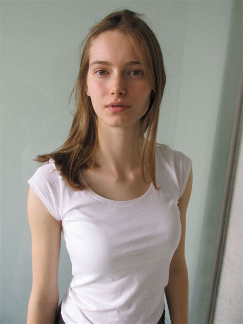 titless teen